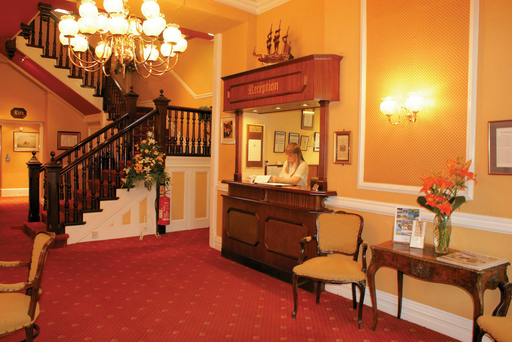 The Royal Hotel Bideford Exterior photo